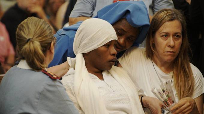 La vedova di Emmanuel Chidi Namdi, il nigeriano ucciso a Fermo (Zeppilli) La vedova di Emmanuel Chidi Namdi, il nigeriano ucciso a Fermo (Zeppilli)