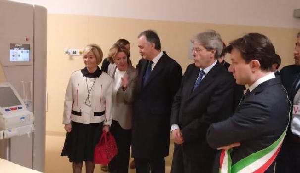 L'inaugurazione con il ministro Lorenzin e il premier Gentiloni (Ufficio stampa Lorenzin) L'inaugurazione con il ministro Lorenzin e il premier Gentiloni (Ufficio stampa Lorenzin)