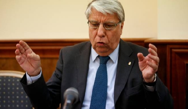 Il senatore Giovanardi