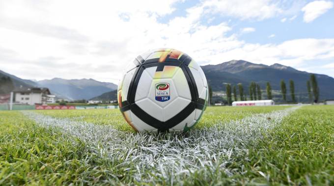 Il pallone della Serie A 2017/2018 Il pallone della Serie A 2017/2018