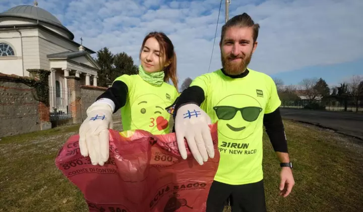 The race with the glove in Monza: the plogging Giro d'Italia is coming