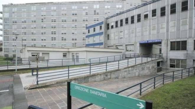 cremona l ospedale riapre alle visite dei parenti cronaca ilgiorno it