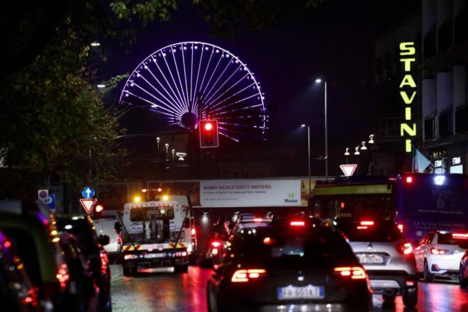 la ruota panoramica di firenze si illumina i prezzi dei biglietti cronaca lanazione it