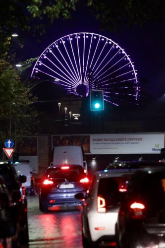 la ruota panoramica di firenze si illumina i prezzi dei biglietti cronaca lanazione it