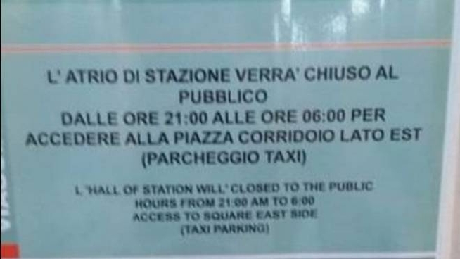 Cartelli In Due Lingue Alla Stazione Ma L Inglese E Improvvisato Cronaca Lanazione It