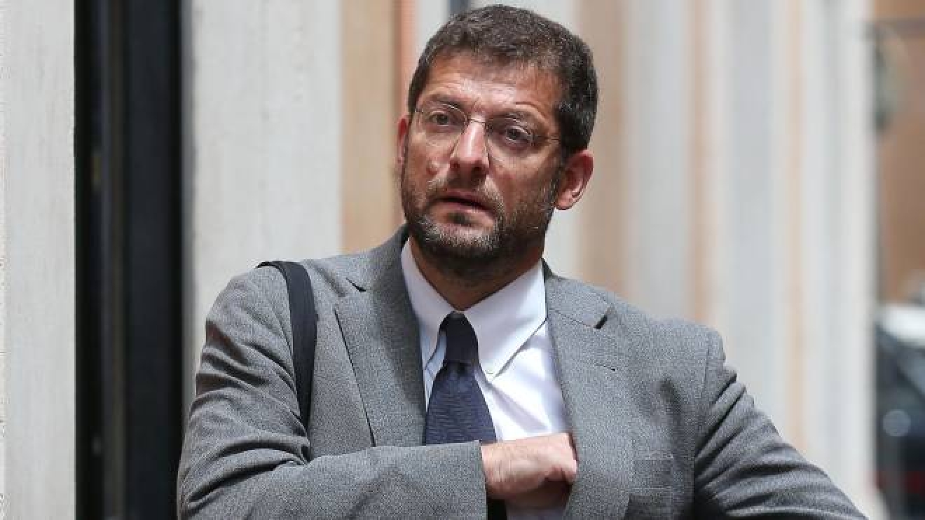 andrea romano e il figlio morto impossibile seppellirlo ama caso non urgente cronaca