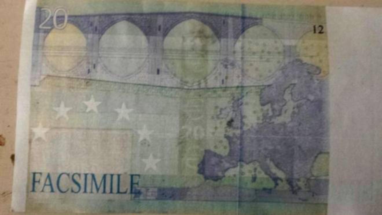 Soldi Falsi Per Averne Di Veri Ecco Il Trucco Del Cambiamonete Provincia Ilrestodelcarlino It