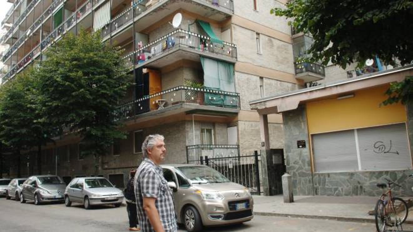 Satellite Un Intero Palazzo Non Paga L Acqua Pignorati Quasi 400 Appartamenti Cronaca