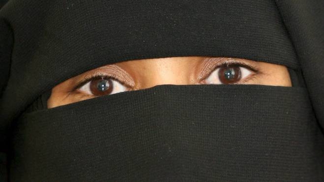 La Ribellione Delle Donne Islamiche Tante Denunce Contro Il Velo Cronaca Ilrestodelcarlino It