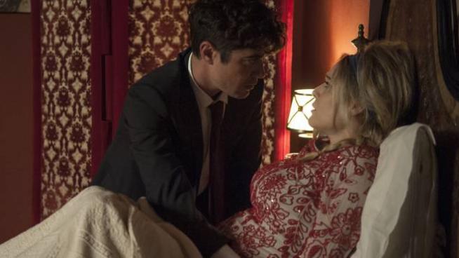 La Cena Di Natale Con Scamarcio Il Cinepanettone Ha Un Gusto Amaro Magazine Quotidiano Net