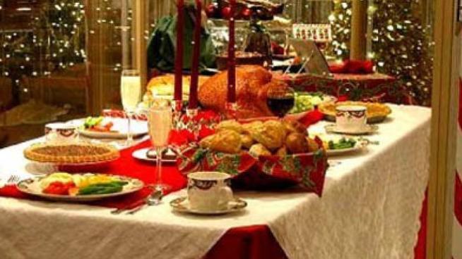 Spesi 11milioni E Mezzo Per Il Pranzo Di Natale 9 Aretini Su 10 Restano A Casa Cronaca