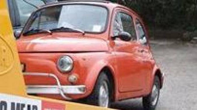 Ladri Fissati Con Le Vecchie Fiat 500 2 Furti In Pochi Giorni Cronaca Ilrestodelcarlino It