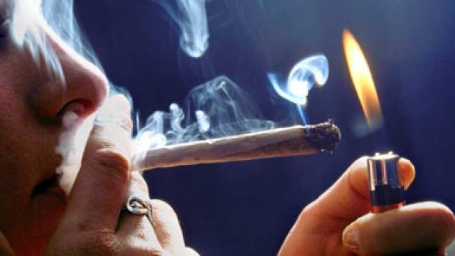 Ancona Scippi E Rapine Agli Anziani Per Comprarsi Cocaina Da Fumare Cronaca Ilrestodelcarlino It