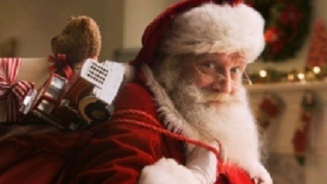 Cremona A A A Babbo Natale Cercasi Al Centro Commerciale Cronaca Ilgiorno It
