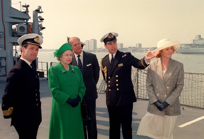 Elisabetta II e Filippo, scatti da un matrimonio da record