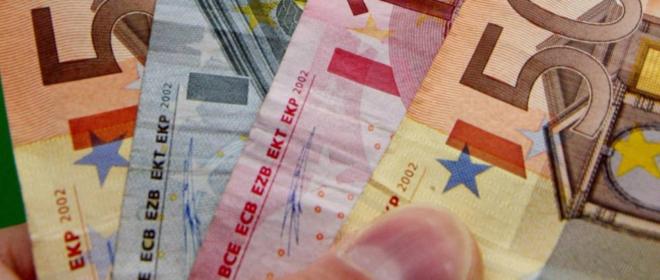 Euro Ecco Come Si Riconoscono I Soldi Falsi Cronaca Ilrestodelcarlino It