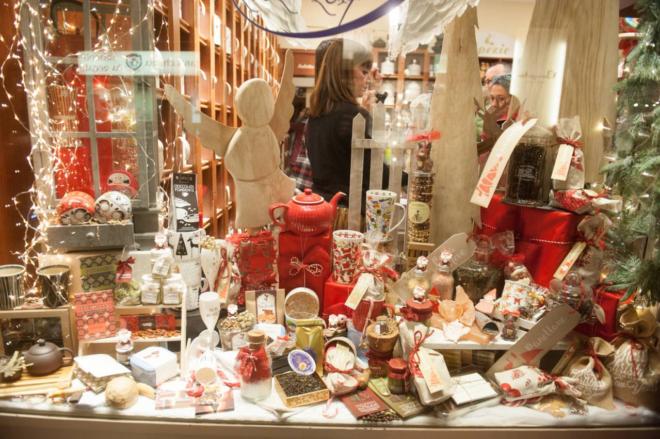 Bologna 10 Vetrine Di Natale Da Ammirare Shopping Ilrestodelcarlino It