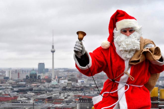 Buone Feste Di Natale Le Frasi Di Auguri Piu Dolci E Divertenti Cronaca Quotidiano Net