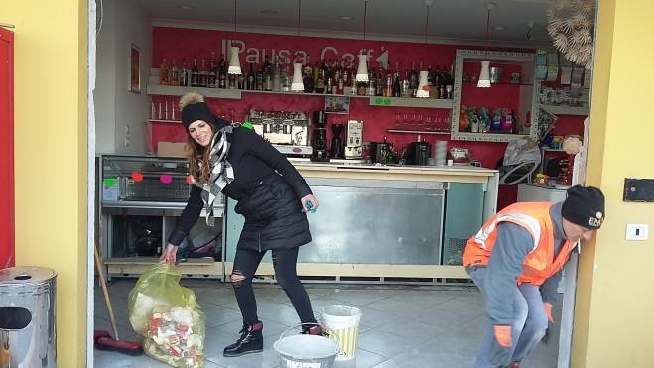 Spaccata Al Bar Pausa Caffe Di Monsampolo Cronaca Ilrestodelcarlino It