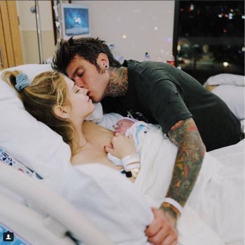 Chiara Ferragni E Fedez E Nato Leone 9 Mesi Di Gravidanza Social Cronaca Ilgiorno It Chiara Ferragni E Fedez E Nato Leone 9 Mesi Di Gravidanza Social Cronaca Ilgiorno It