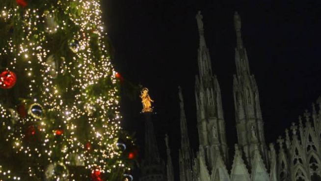Milano Per Il Comune E Gia Natale Cronaca Ilgiorno It