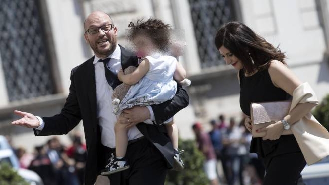 Lorenzo Fontana Chi E Il Nuovo Ministro Della Famiglia E Cosa Dice Su Gay E Aborto Politica