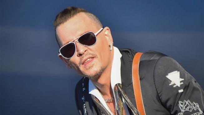 Johnny Depp è Un Fotografo Di Guerra Magazine Quotidianonet