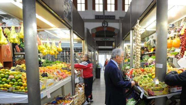 Bologna Pioggia Di Fondi Per I Mercati Rionali Cronaca Ilrestodelcarlino It
