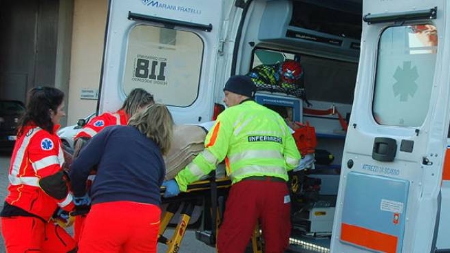 Incidente Sul Lavoro A Poviglio Cade Da 3 Metri D Altezza Grave Operaio Cronaca Ilrestodelcarlino It
