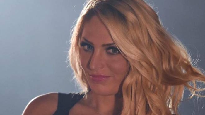 Risultati immagini per kyra kole ciao darwin