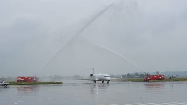 Aeroporto Rimini Al Fellini Tornano I Voli Diretti Dalla Germania Cronaca Ilrestodelcarlino It