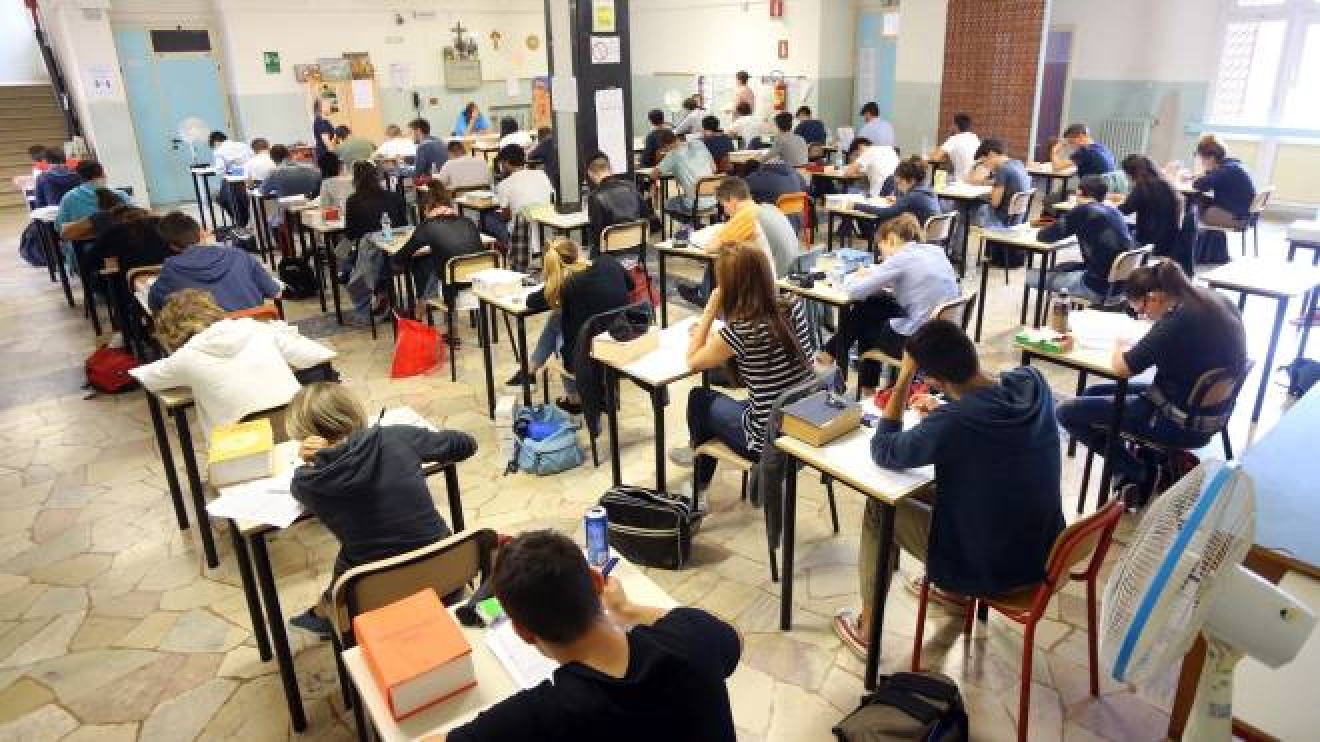 Maturita 19 Bologna Bocciato All Esame Ma Era Ok Per Ingegneria Cronaca Ilrestodelcarlino It