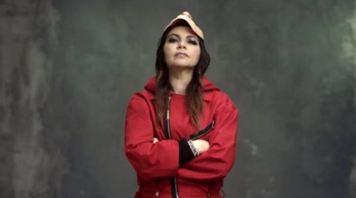 Cristina D Avena Canta La Sigla Della Casa Di Carta Il Video E