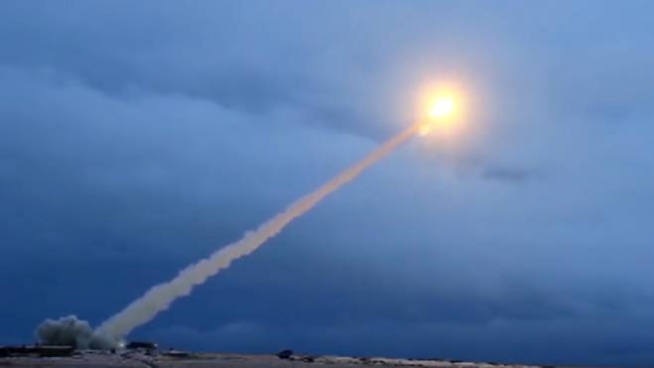 Un test con missile Burevestnik in un'immagine d'archivio (Afp)