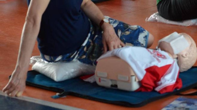 Un corso per imparare la manovra di disostruzione pediatrica (Fotolive)