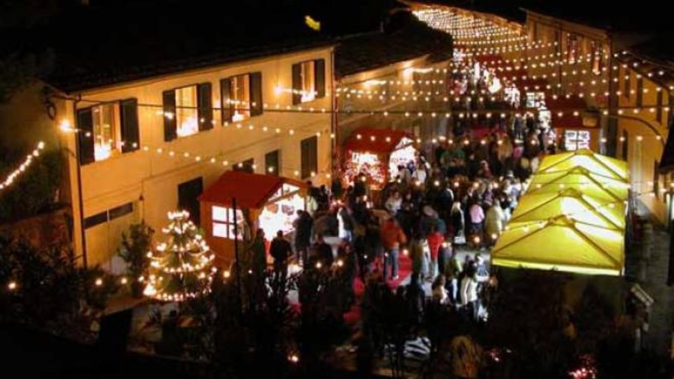 Mercatini Di Natale Brescia.Mercatini Di Natale Dove Andare Nelle Marche Cosa Fare Ilrestodelcarlino It