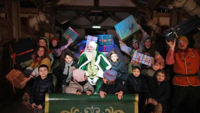 Milano Apre Il Villaggio Di Natale Boom Di 80mila Biglietti Cronaca Ilgiorno It