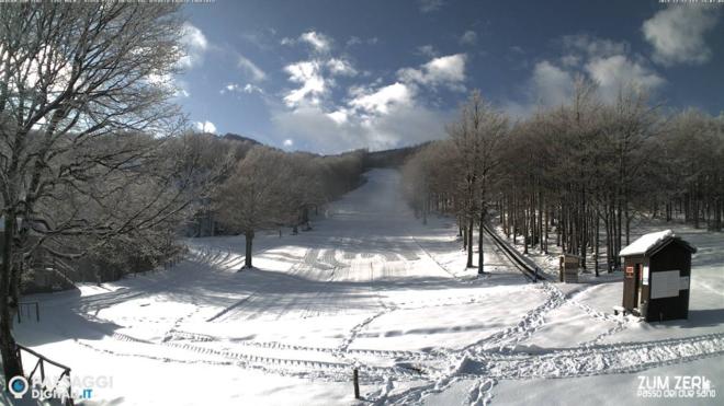 Neve In Toscana In Montagna Paesaggi Imbiancati Le Foto Cronaca Lanazione It
