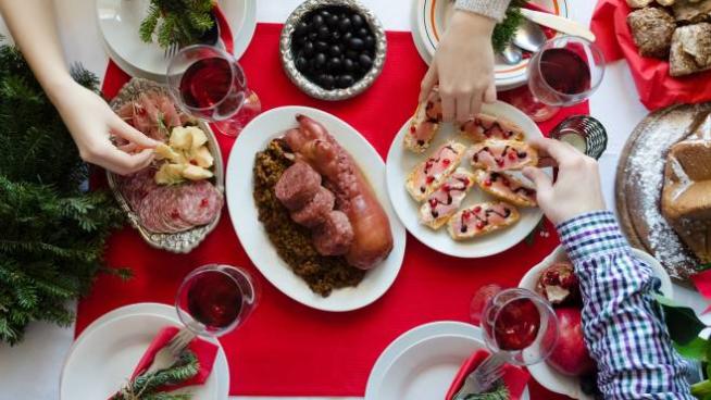 Lombardia La Grande Abbuffata Feste Di Natale Senza Freni Cronaca Ilgiorno It