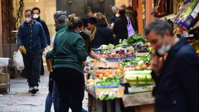 Coronavirus Troppi In Giro La Stretta Sui Controlli Piu Pattuglie E Posti Di Blocco Cronaca