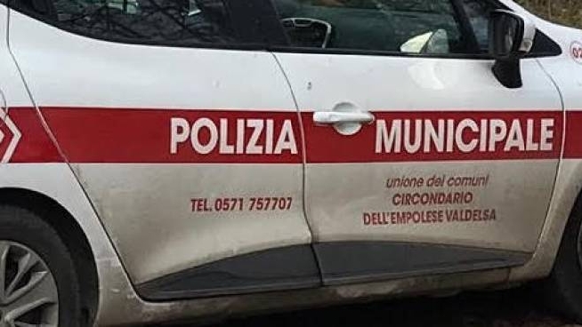 Coronavirus Alla Posta C E La Coda E Fa Un Giro In Bici Sanzionato Cronaca Lanazione It