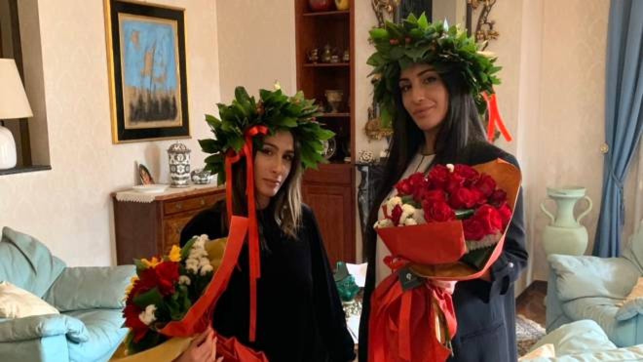 Coronavirus Sorelle Laureate Alla Liuc Unite Nella Gioia A Distanza Cronaca Ilgiorno It
