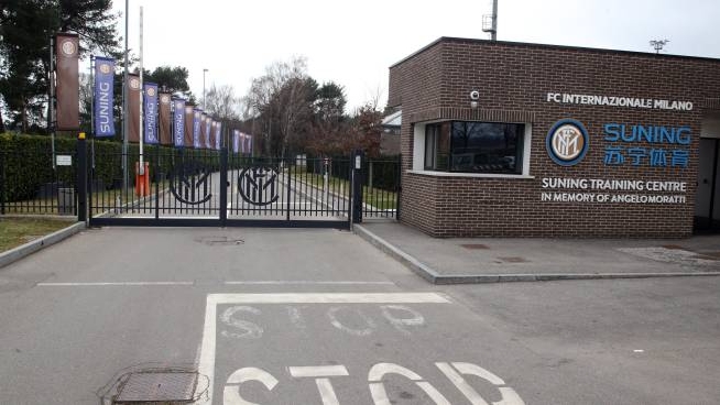 Inter Ecco Le Regole Per La Ripresa Distanziamento E Mascherine Niente Pallone Sport Calcio