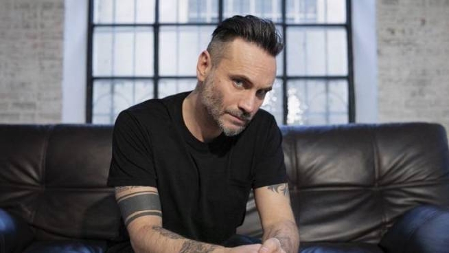 Nuovo Disco E Live In Piazza Nek Non Si Ferma Cronaca Ilgiorno It