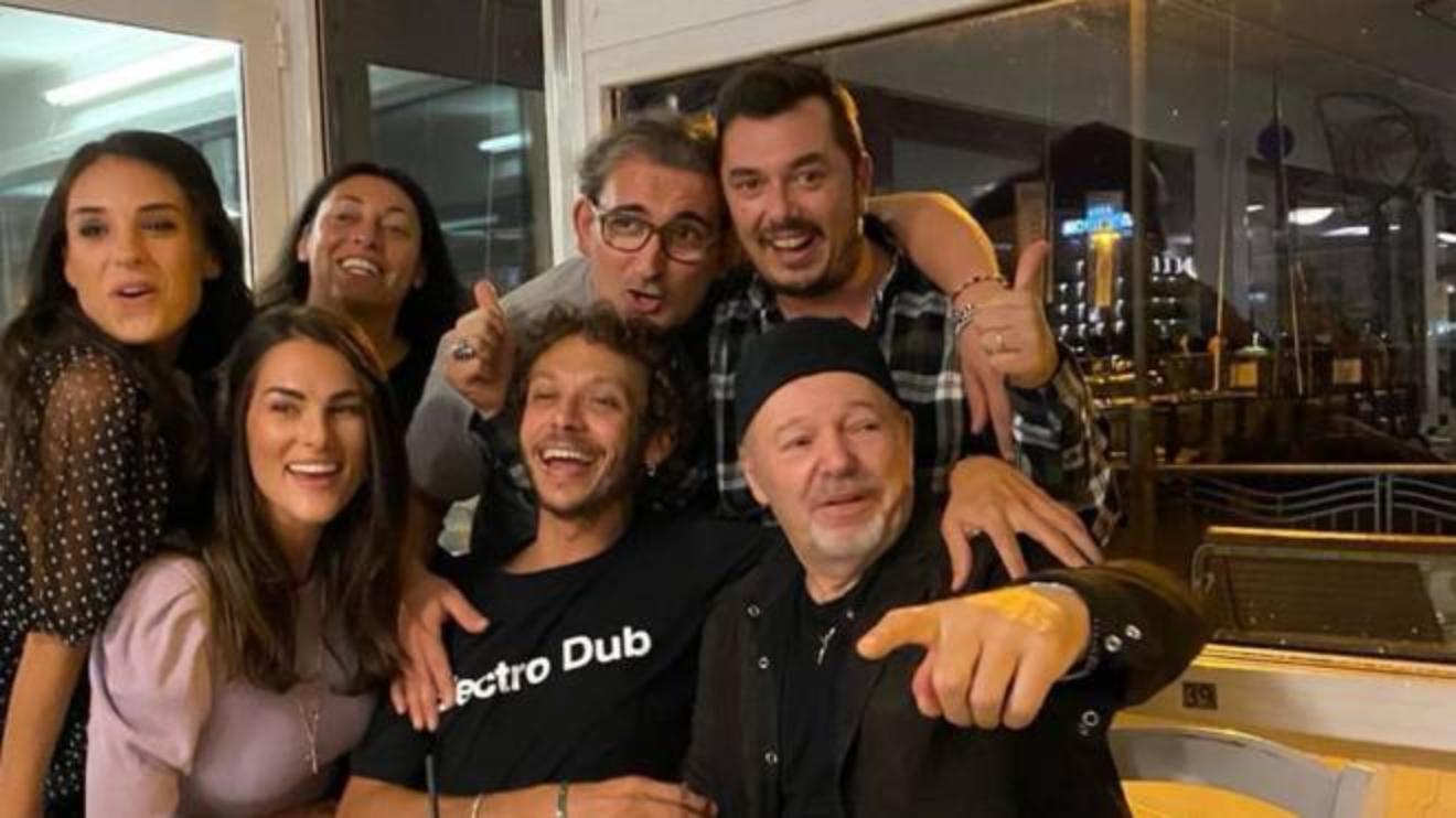 Vasco Rossi E Valentino Rossi A Cena Insieme In Romagna Spettacoli Ilrestodelcarlino It