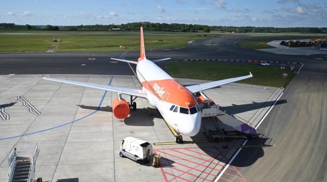 Malpensa Cagliari Atterrato Primo Volo Easyjet Nello Scalo Sardo Post Lockdown Cronaca
