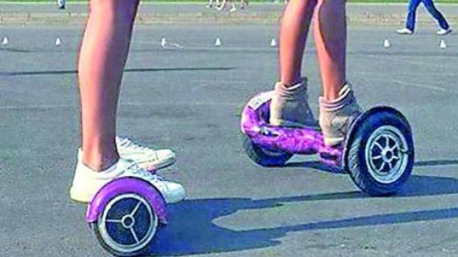 Bambino Di 7 Anni Cade Dall Hoverboard A Numana E Grave Cronaca