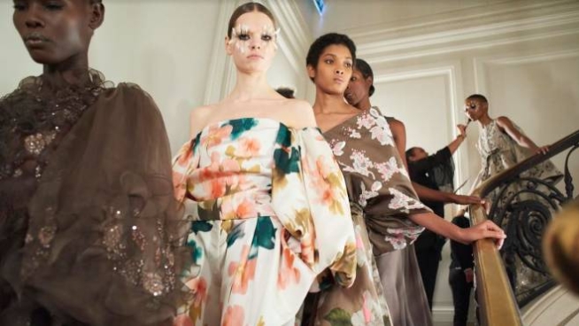 Maison Valentino live performance