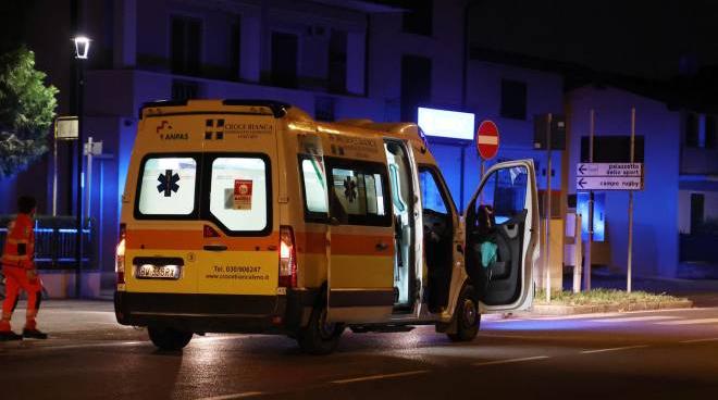 napoli 18enne perde il controllo dell auto e investe sei persone morta 27enne cronaca