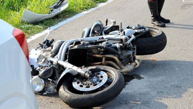 Incidente A Copparo Auto Contro Moto Un Morto Cronaca Ilrestodelcarlino It